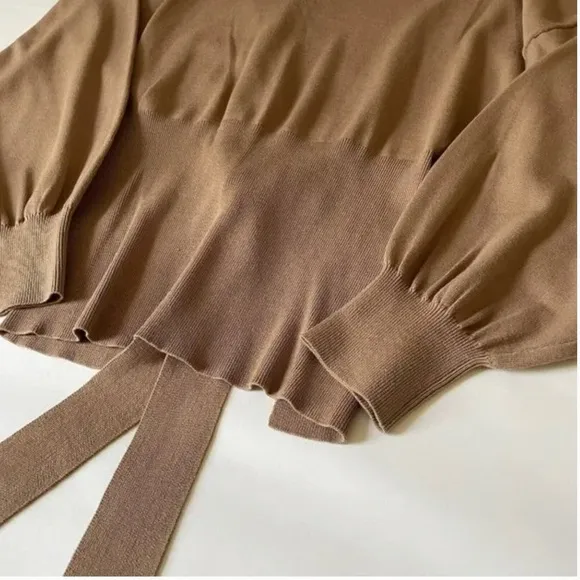 Tie Back Belt Ribbed Mocha Mousse Sweater Mock Neck Billow Sleeve Size L NWT