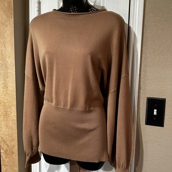 Tie Back Belt Ribbed Mocha Mousse Sweater Mock Neck Billow Sleeve Size L NWT