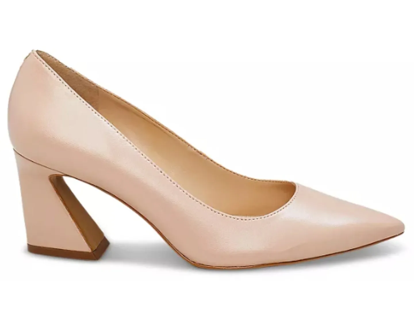 Vince Camuto: Hailenda