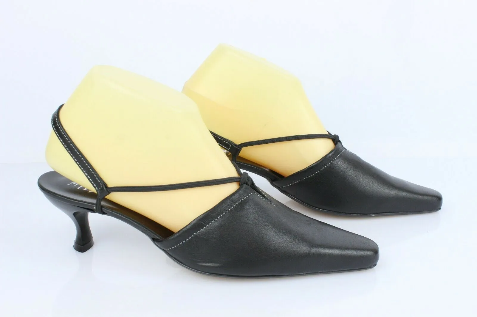 Vintage MILENA Open Court Shoes Pointed Black Leather T 39 Very Good Condition