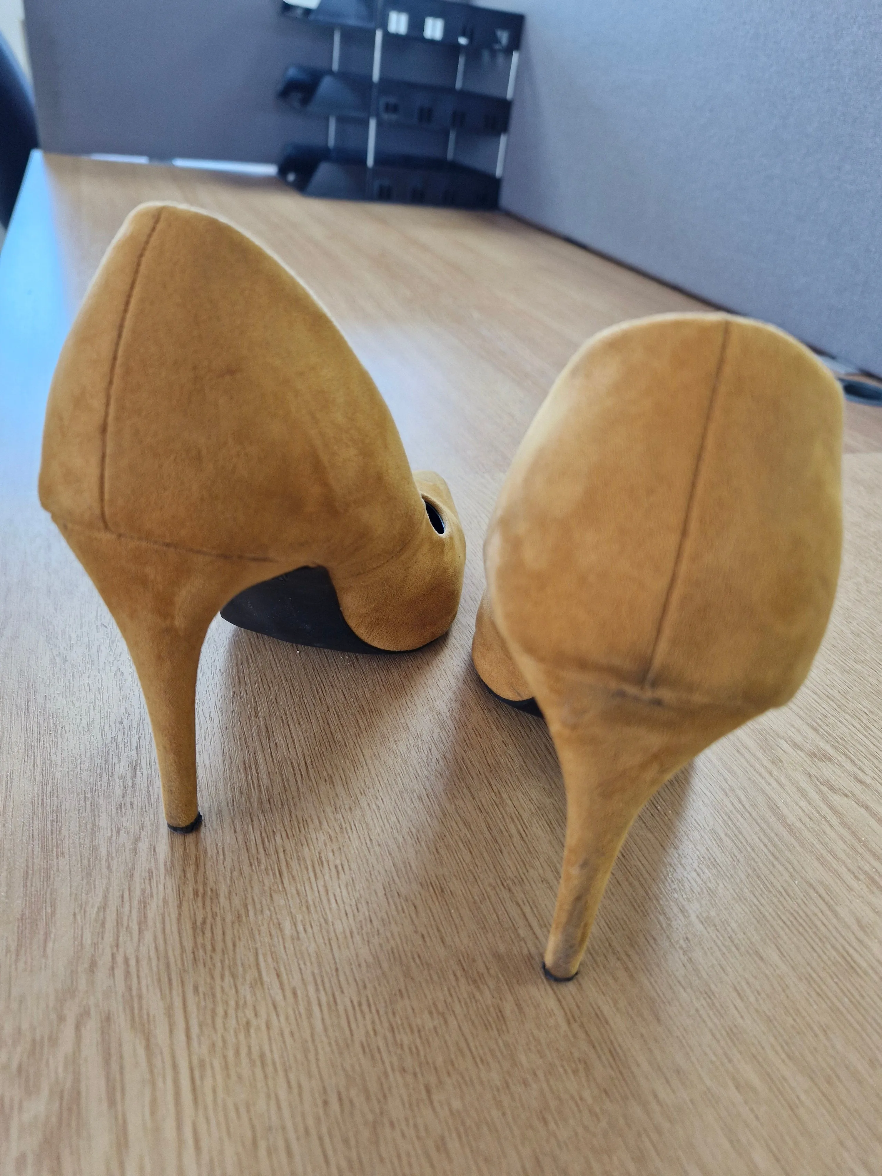 Well Worn Mustard Coloured Heels with Light scent