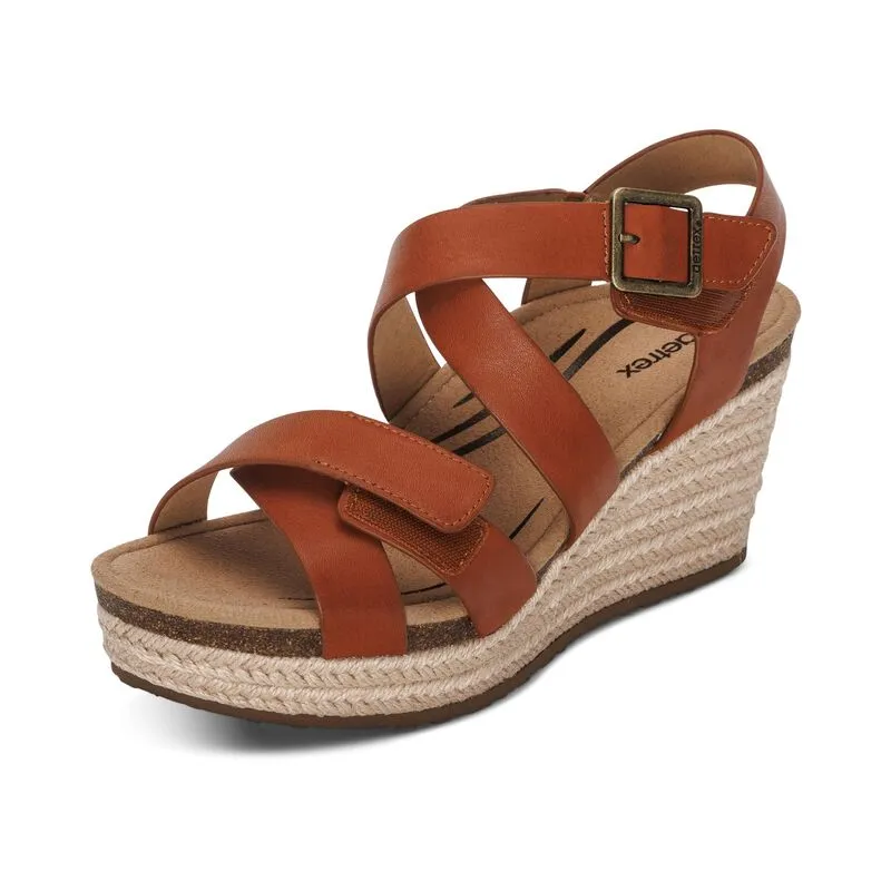 WOMEN'S AETREX ANNA ARCH SUPPORT WEDGE SANDAL | COGNAC