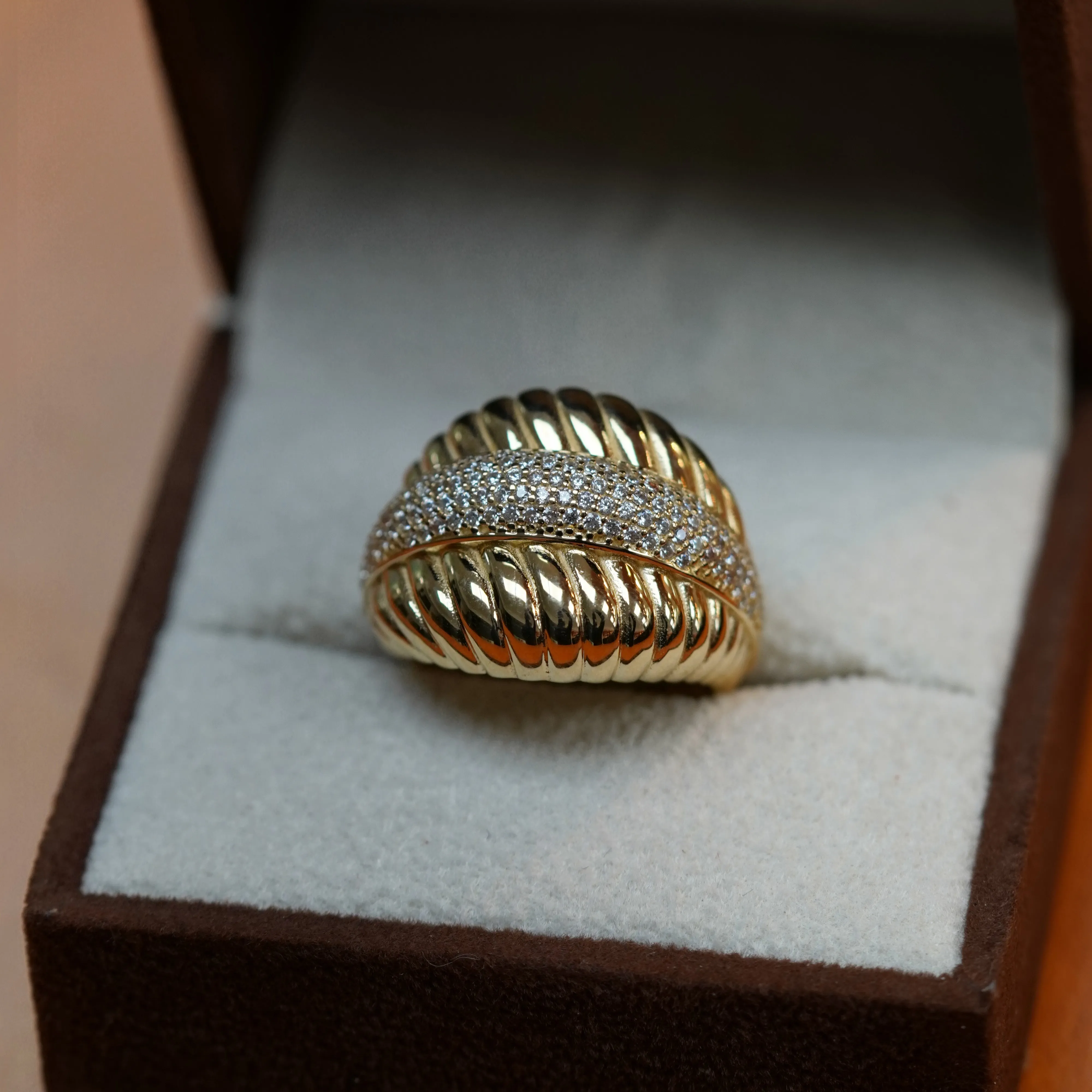 Women's fancy ring in 14K