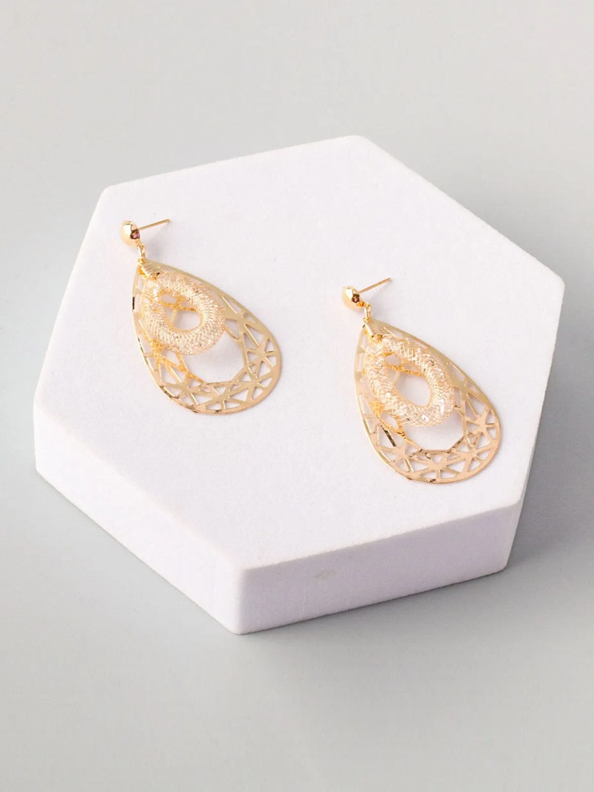WOMEN'S FASHION GOLD & SILVER EARRINGS