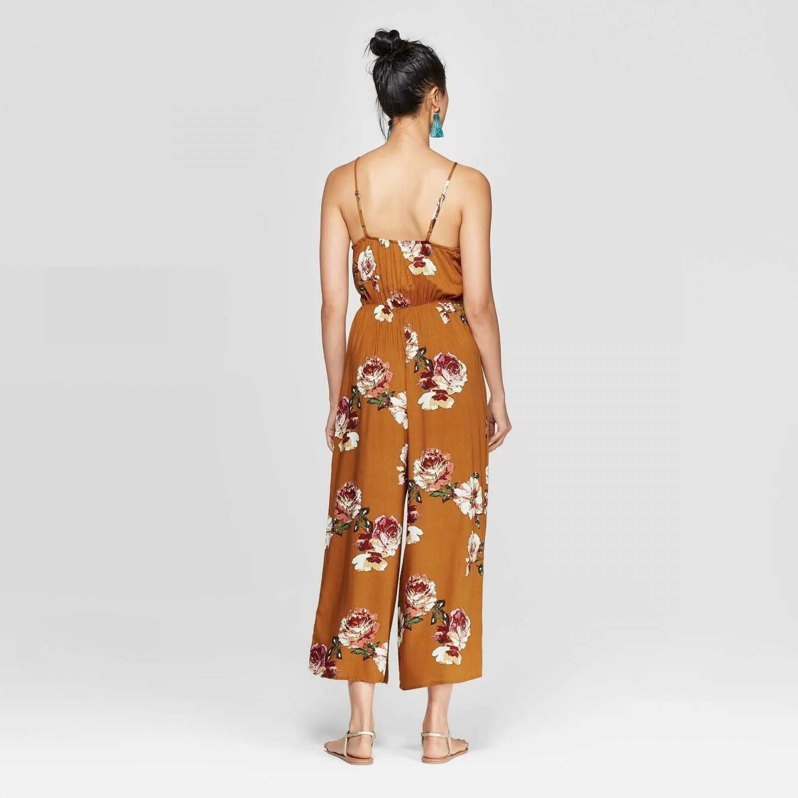Xhilaration Women's Floral Print Sleeveless V-Neck Wrap Jumpsuit