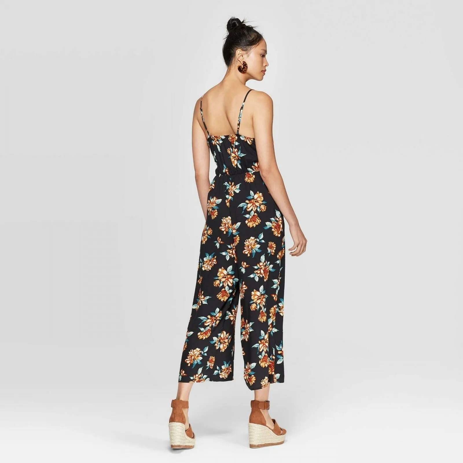 Xhilaration Women's Floral Print Sleeveless V-Neck Wrap Jumpsuit