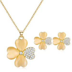 Yellow Rose Quartz & Cubic Zirconia Stud Earrings & Pendant Necklace