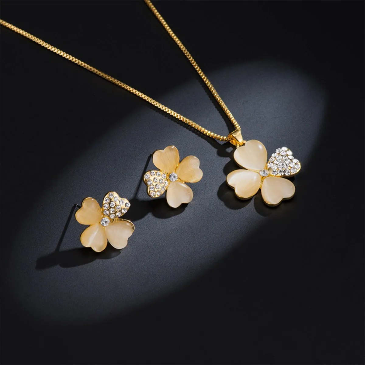 Yellow Rose Quartz & Cubic Zirconia Stud Earrings & Pendant Necklace